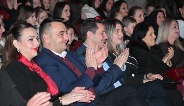 Valbon Limani: Zoti e bekoftë gjuhën shqipe! Festimi i Alfabetit të gjuhës shqipe forcon gjuhën dhe unitetin kombëtar