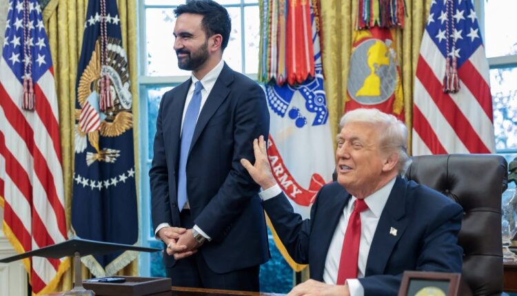 Mamdan akuzon Izraelin për gjenocid dhe SHBA-në për financimin e tij