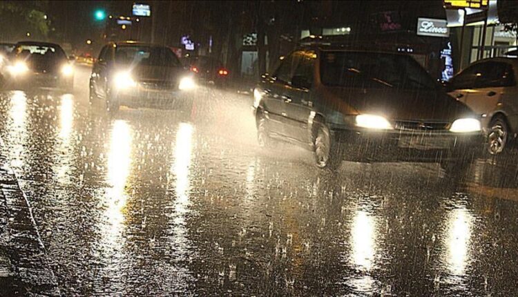 Valë e lagësht me shi, erëra të fuqishme e borë në malet e larta, po kalon në Maqedoni