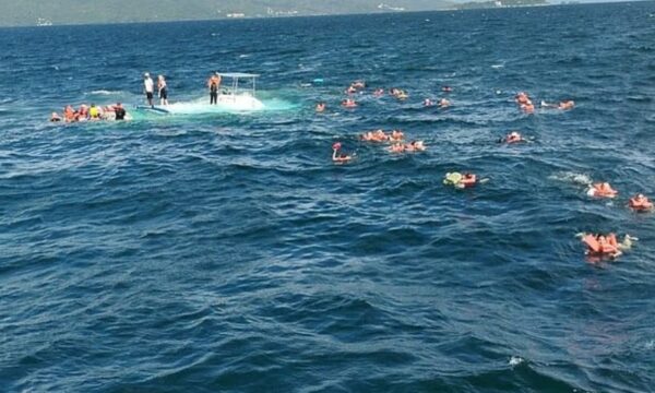 Tmerr në Karaibe  fundoset katamarani me 55 turistë