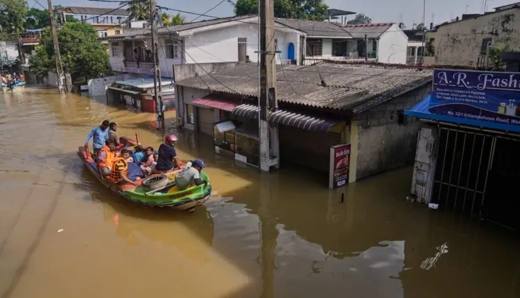 Shkon në 212 numri i viktimave nga përmbytjet në Sri Lanka, 218 të zhdukur