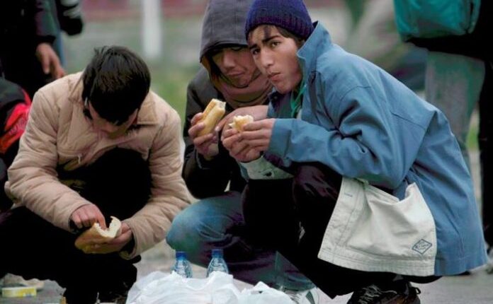 Gjermania u ofron para afganëve që të heqin dorë nga hyrja në vend