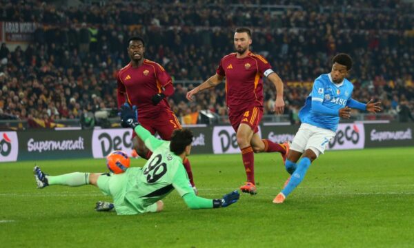 Napoli fiton ndaj Romës  vendos goli i Neresit