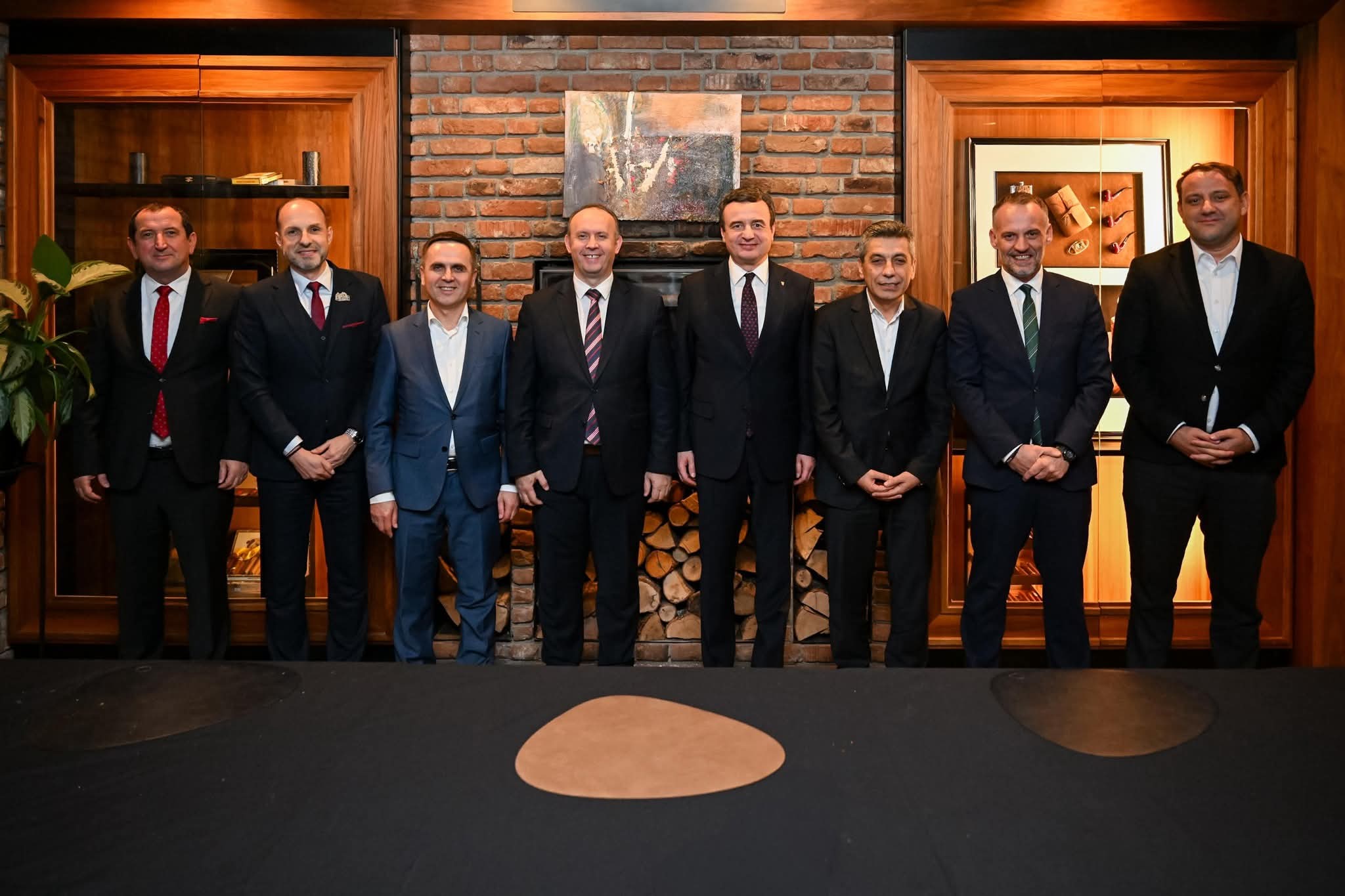 VLEN  Në Ditën e Alfabetit  bashkë me Kurtin për gjuhën  shqiptarët dhe të ardhmen tonë 