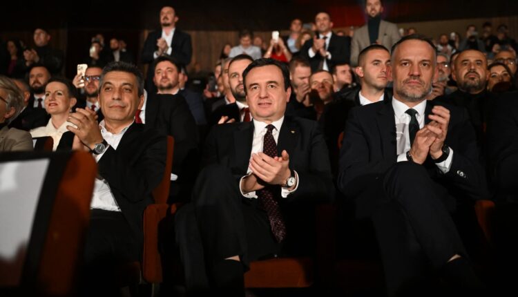 VLEN: Mbrëmë në Manastir, historia u bë kulturë, gjuha u bë bashkim