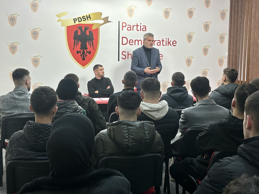 PDSH forcohet me energjinë e rinisë  të rinjtë bashkohen masivisht me PDSH në