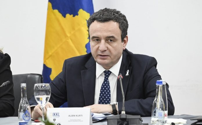 Kurti: Helmimet e nxënësve në vitet ’90, ndër krimet më të rënda të shtetit serb ndaj shqiptarëve