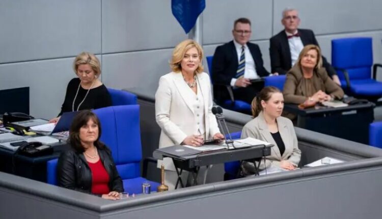 Kryetarja e Bundestagut: Gjermania, bordello e Europës