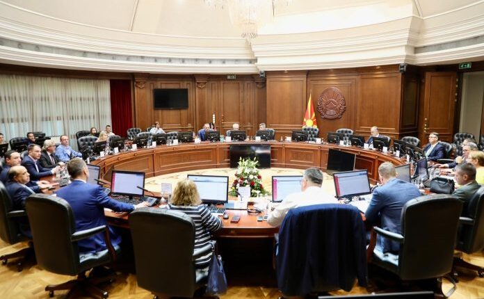 Qeveria i emëroi të besueshmit për Gostivar dhe Vrapçisht, ja emrat!