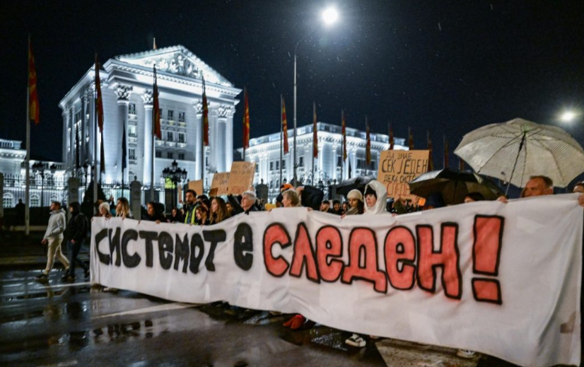 Pas Koçanit  protesta për viktimat e zjarrit zhvendoset në Shkup