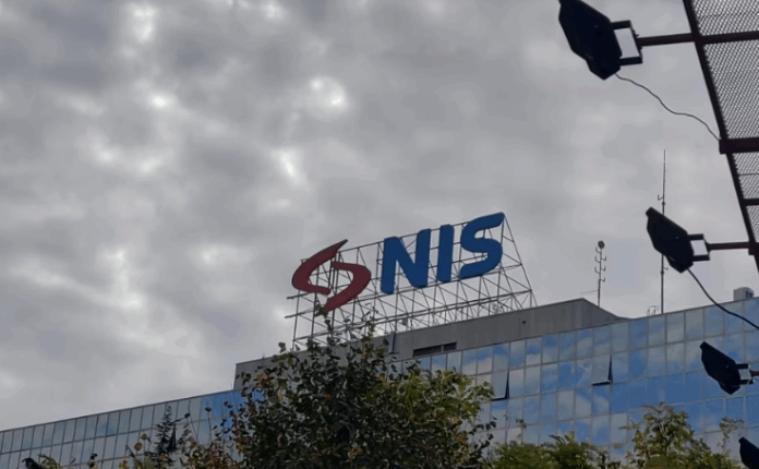 Rusët pajtohen për shitjen e aksioneve të tyre në NIS