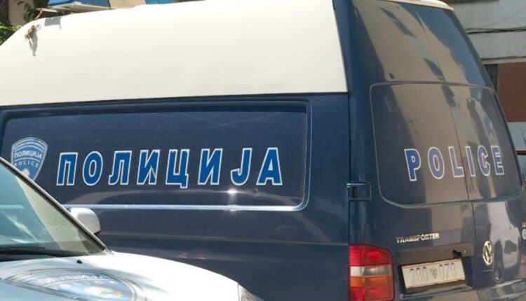 Arrestohet shtetasi i Maqedonisë, transportonte emigrantë me një veturë me targa të Luksemburgut