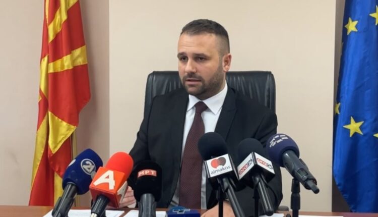 Durmishi: Në muajin mars paga minimale do të rritet për 2,000 denarë