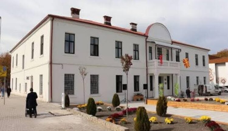 Ndërron jetë në vendin e punës një punonjës në komunën e Strugës