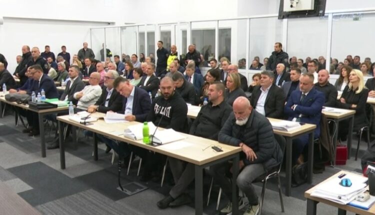 Filloi procesi gjyqësor për tragjedinë e Koçanit, gjykatësja kërkoi disiplinë dhe pa shtyrje të seancave