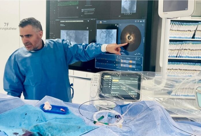 Dr  Florim Cuculi  Rasti i Shpat Kasapit na kujton rrezikun e heshtur të trashëgimisë kardiake