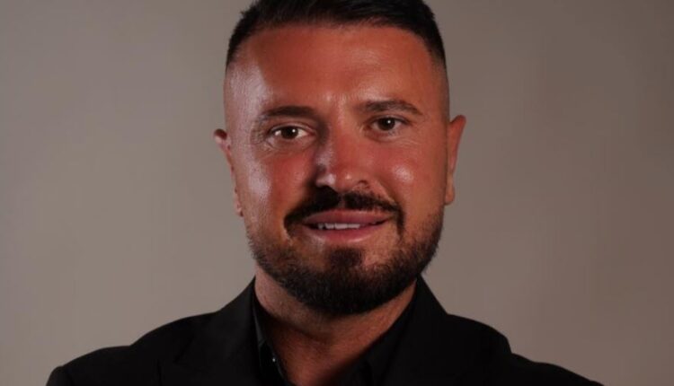 Labi e pranon: I kam bërë buzët botox