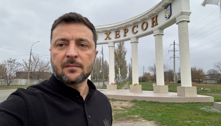 Zelensky viziton qytetin e bombarduar të frontit të luftës