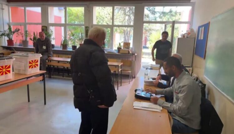 CIVIL porositi vëzhguesit: Përkushtim, paanshmëri, punë ekipore dhe profesionalizëm