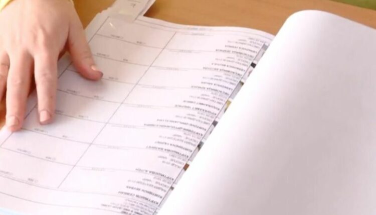 Fillojnë përgatitjet për zgjedhjet në 4 komuna, lista zgjedhore në shqyrtim publik