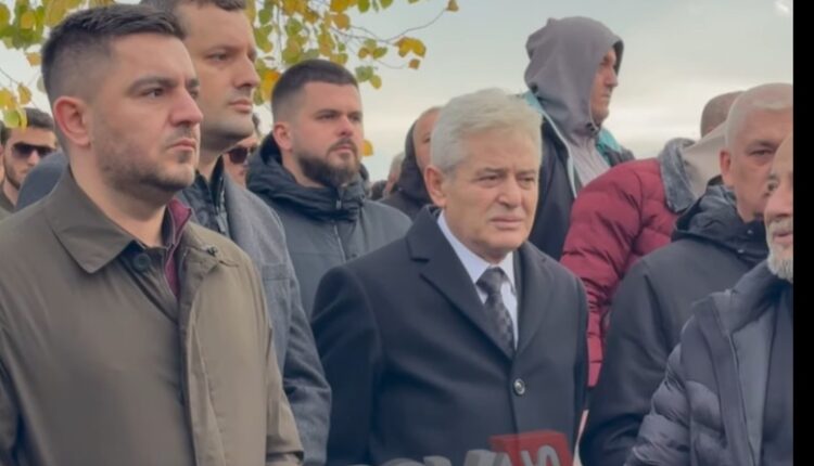 Ali Ahmeti dhe figura të tjera të larta të politikës e artit  i dhanë lamtumrinën e fundit Shpat Kasapit (VIDEO)