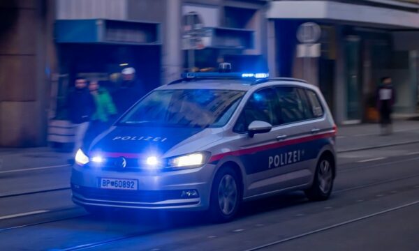 Tragjike  trupat e një nëne dhe vajze të zhdukura gjenden të ruajtura në frigoriferë në Austri