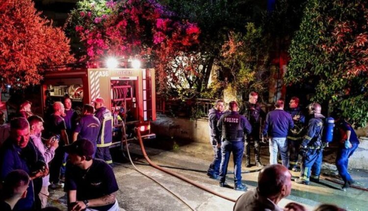 Ngjarje horror në Greqi! Djali djeg të gjallë nënën dhe xhaxhanë, më pas hidhet nga ballkoni