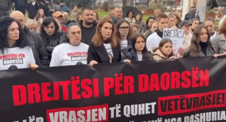 “Mos e lër vrasjen të quhet vetëvrasje”, kërkohet drejtësi për Daorsa Spahija në Gjakovë që vdiq në Tetovë