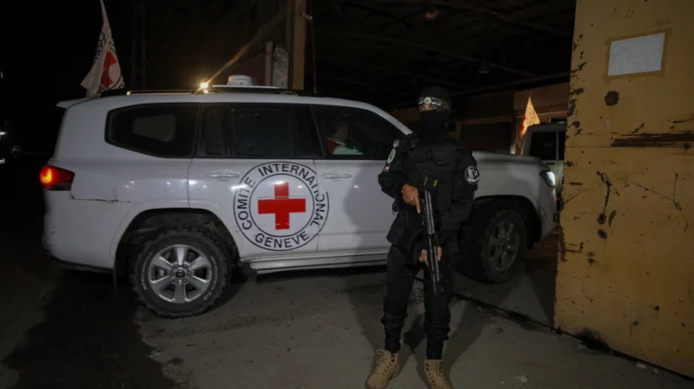 Izraeli merr trupin e një pengu tjetër nëpërmjet Kryqit të Kuq