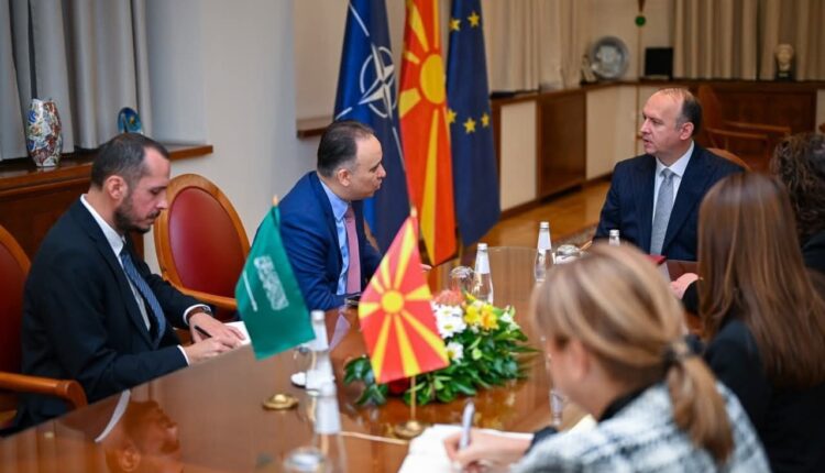 Afrim Gashi takim me ambasadorin e Arabisë Saudite: Marrëdhënie të shkëlqyera dhe angazhim për bashkëpunim të thelluar parlamentar