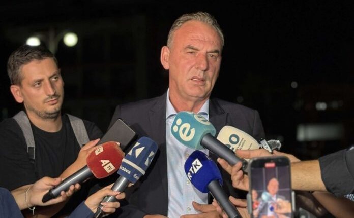 Limaj: Nuk e votojmë Konjufcën, nuk bëhet shteti kështu bre djem