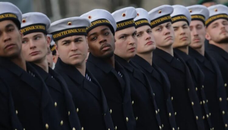 Gjermania miraton planin e ri të shërbimit ushtarak për të rritur numrin e trupave