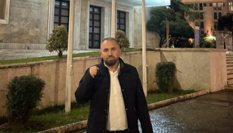 Haqim Ramadani shkon në Tiranë afër zyrë së kryeministrit Rama