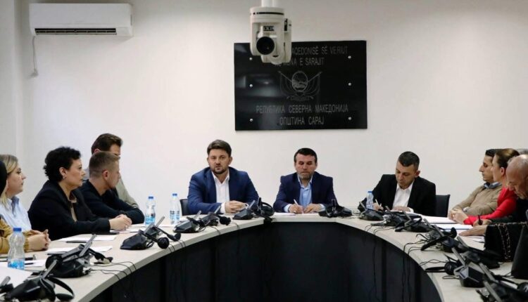 Ilas Veseli zgjidhet kryetar i ri i Këshillit Komunal të Sarajit