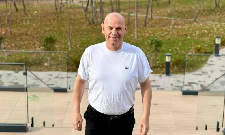 Lladrovci  Dorëheqja e Krasniqit hap i pritshëm   e përkrahim kryetarin në ardhje  Bedri Hamza