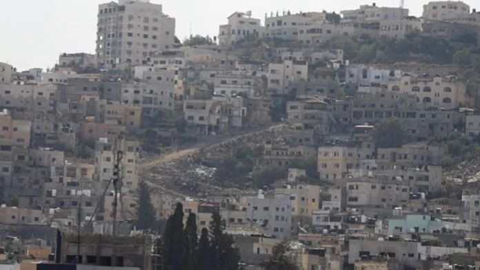 Izraeli vazhdon të zgjerojë vendbanimet ilegale në Bregun Perëndimor