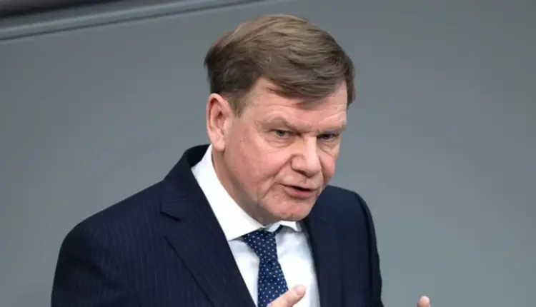 Ministri i MPJ-së së Gjermanisë vjen në Shkup, do të bisedohet për Procesin e Berlinit