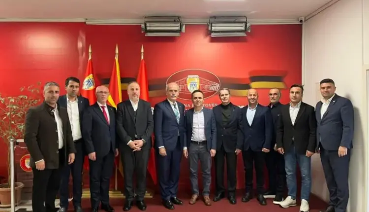 Bilall Kasami pret në Tetovë ish-kryetarin e Bursës, Rexhep Altepe