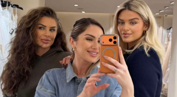 Engji  Learta dhe Gresa mes fustaneve të nusërisë   mos ka risi tek Gresa 