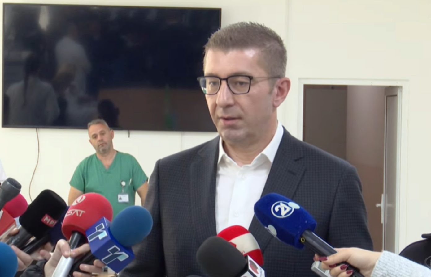 Rikonstruimi i Qeverisë  Mickoski  Javën tjetër do dihen emrat 