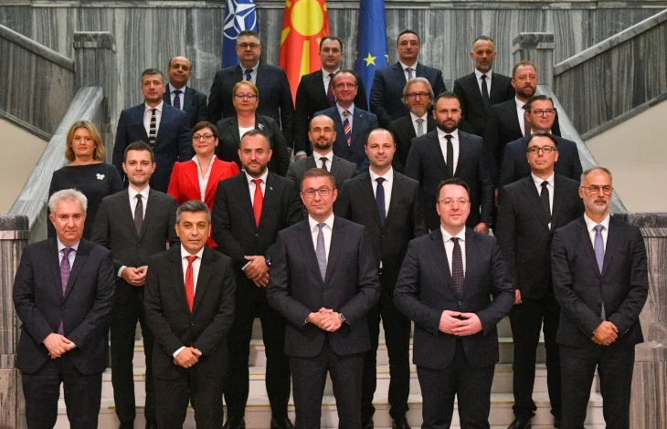  Mickoski  VLEN nuk do të marrë një resor shtesë  i njëjti person do të jetë edhe zëvendëskryeministër edhe ministër  