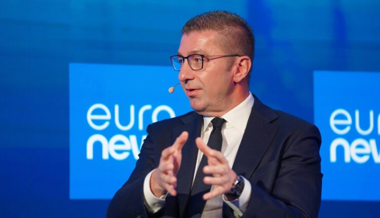 Mickoski nga Brukseli: Maqedonia mbetet e vendosur në rrugën drejt BE-së, pavarësisht pengesave