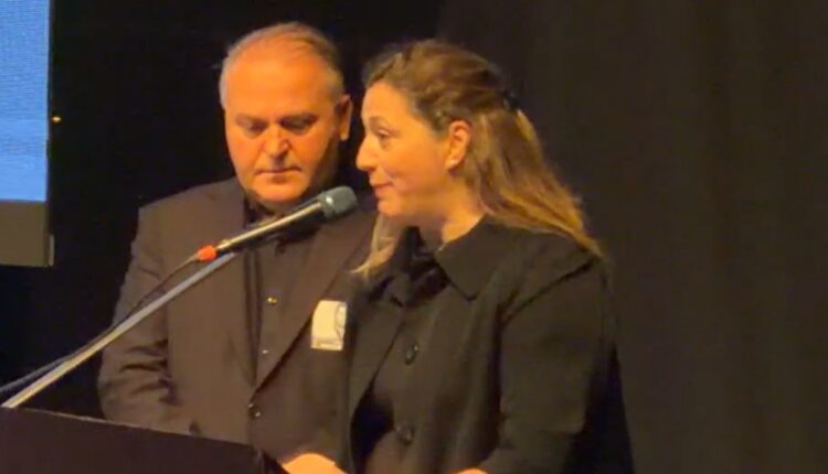 Motra e Shpatit në ceremoninë mortore: Amanetin për Roelin do ta kryejë