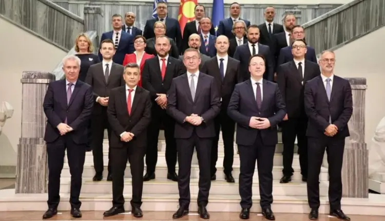 A do të rritet shumica qeverisë së Mickovskit  në janar?
