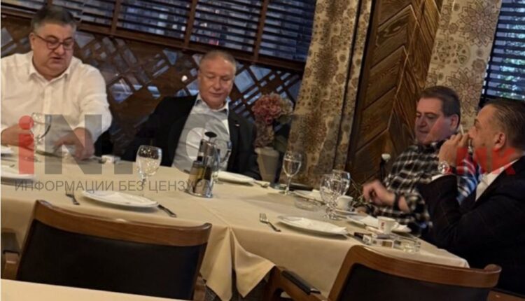 Branko Crvenkovski sërish në publik, shihet në shoqëri me ministrin Minçev dhe ambasadorin Zoran Popov