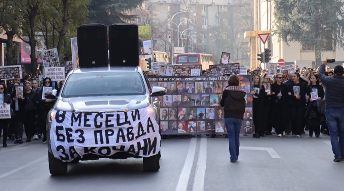 Protesta në Shkup  kërkohet drejtësi për 63 viktimat nga zjarri në Koçan