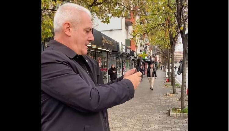 “Nuk lejohet”, “Shihemi në Gjykatë”: Xhelal Sveçla bën filma, kapet me zyrtarin e LDK-së afër qendrës së votimit