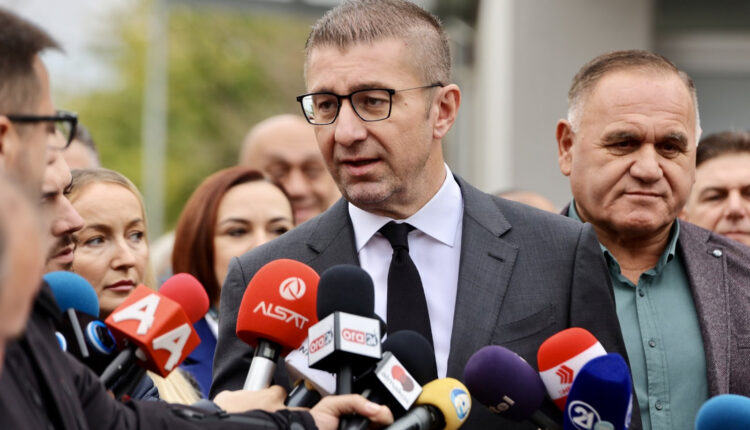 Mickoski: Fillon ndërtimi i shtëpisë së kulturës në Komunën e Petrovecit