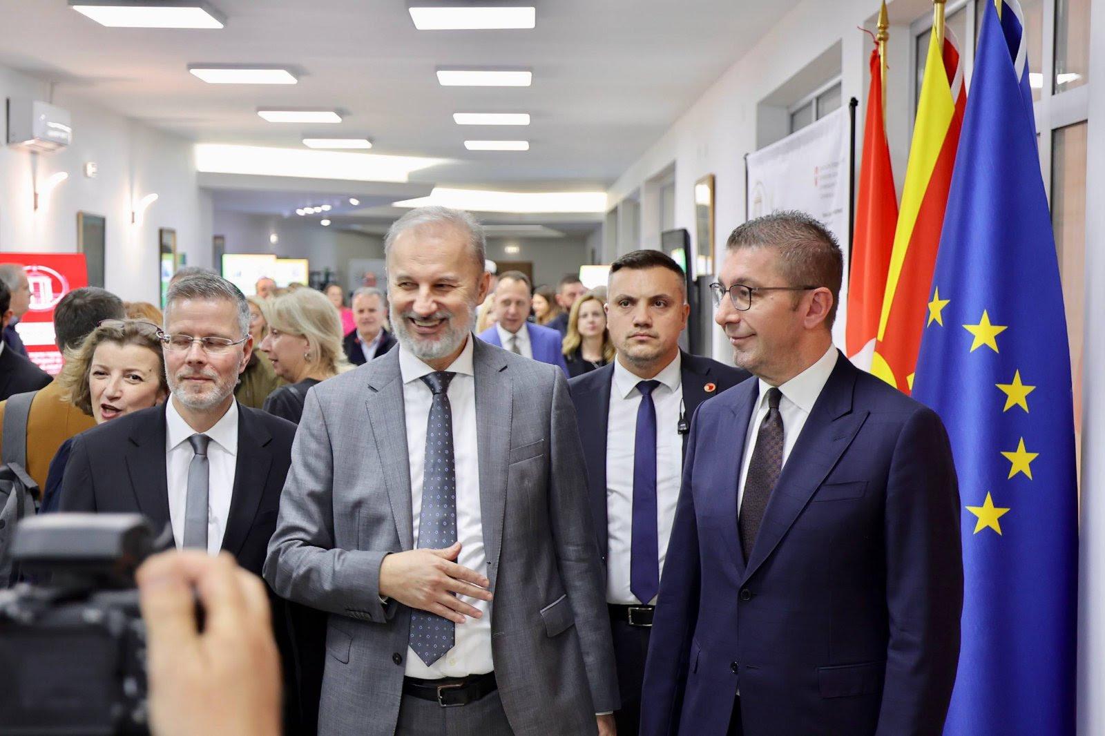 Mickoski  Vizioni ynë është i qartë  sektor civil i pavarur  profesional dhe i qëndrueshëm