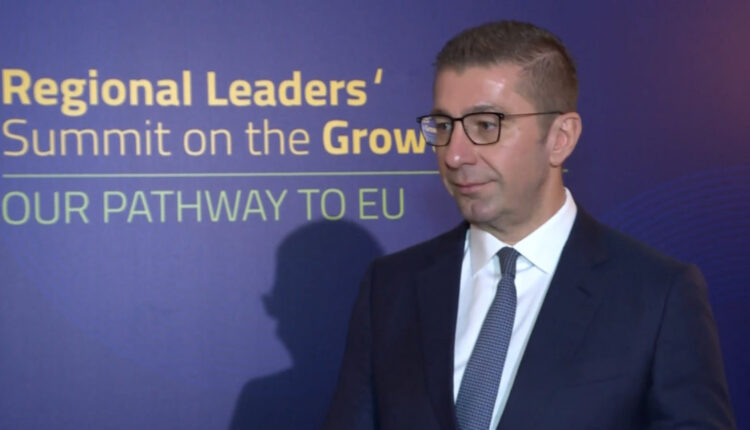 Mickoski: Thelbi është që të vlerësohemi për reformat dhe hapat tanë, e jo sipas çështjeve dhe mosmarrëveshjeve bilaterale